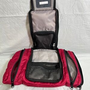 Large EBags  pack it flat Toiletry kit